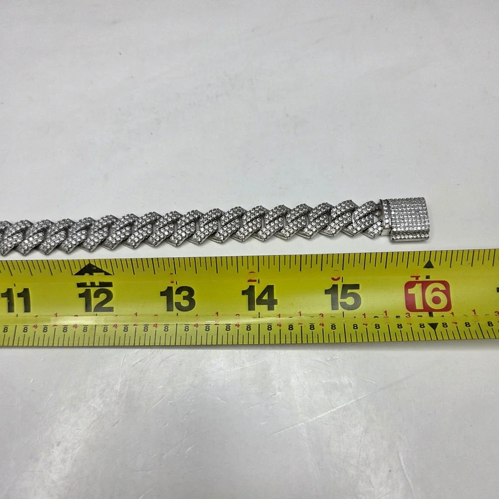 Unbranded Cuban Link Chain Iced Out 16in Silver Tone Rhinestone Choker Necklace